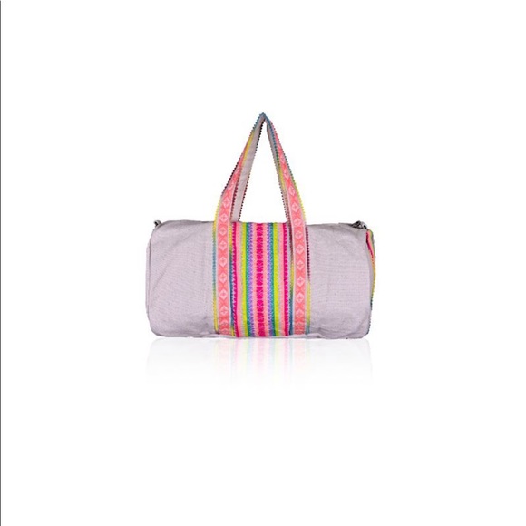 America& Beyond Weekender Duffel Bag - Picture 3 of 4